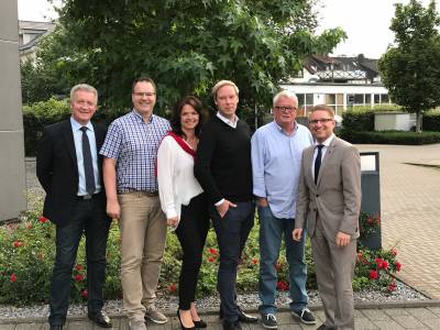 v.l. Hans-Peter Jakobfeuerborn, Matthias Humpert, Gabi Nitsch, Henrik Brinkord, Konrad Balsliemke, Robin Rieksneuwöhner