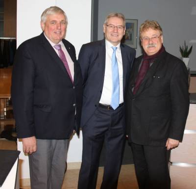 Karl-Josef Laumann, NRW-Minister für Arbeit, Soziales und Gesundheit, Gastgeber Arno Beckhoff, Elmar Brok, Mitglied des Europäischen Parlaments 