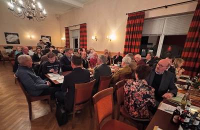 rund 80 anwesende Mitglieder