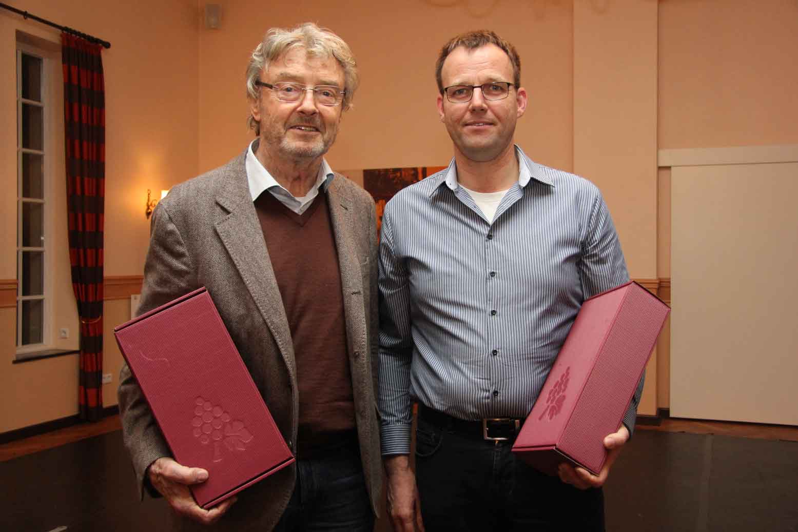 Aus dem Vorstand verabschiedet: (v.l.) Bernhard Hillen, Andreas Westermeyer (nicht auf dem Foto Christa Heidbrede) - Foto: Christoph Ackfeld - Die Glocke